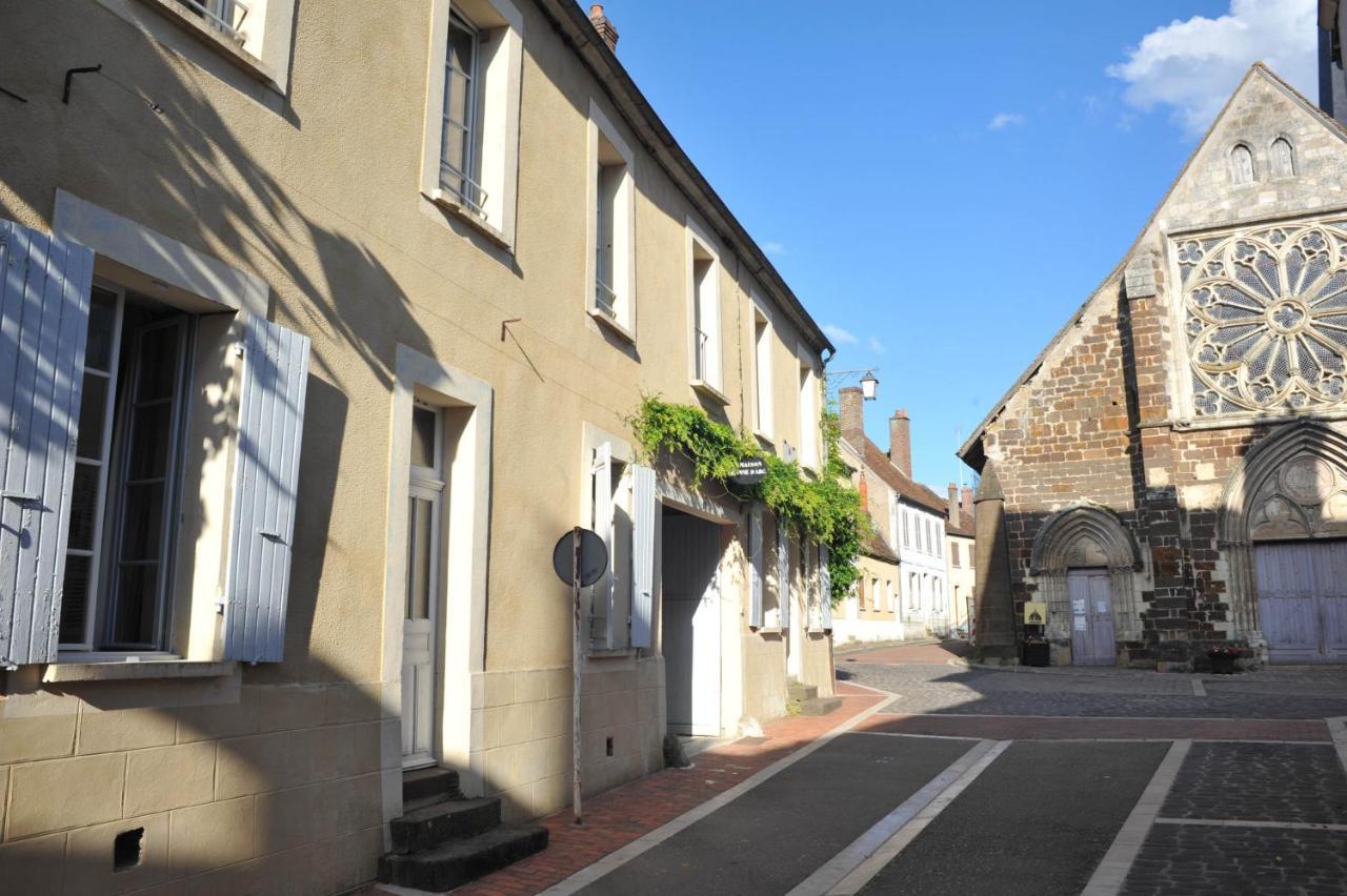 La Maison Jeanne D'Arc Saint-Fargeau  Esterno foto